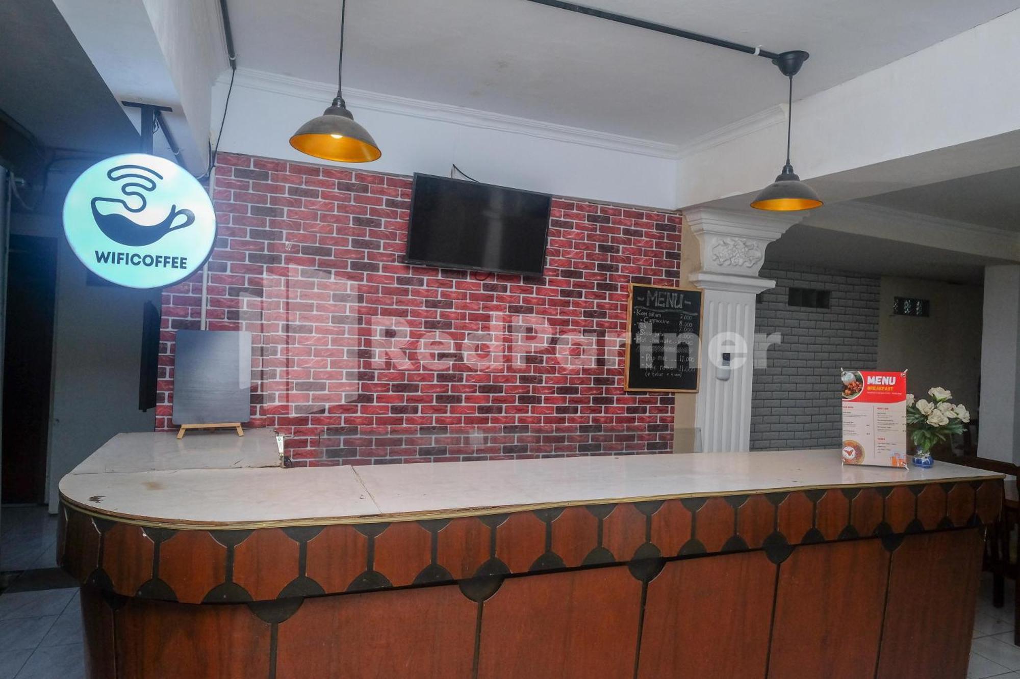 Oyo 206 Candra Kirana Hotel Yogyakarta